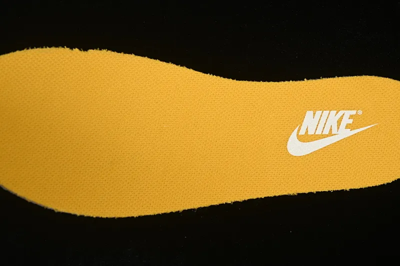 All Categories Nk SB Dunk Series Nk SB Dunk Low Low-top sneakers Nike SB Dunk Low Year of the Horse White and Yellow Low-top casual sneakers IB4417-101